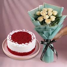 Red Velvet Cake With Peach Roses